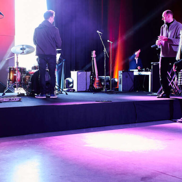 lava rent, dekoratsioonid