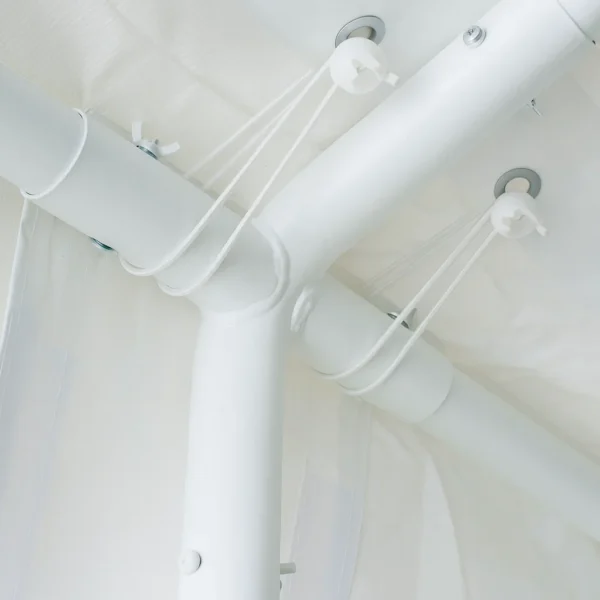 Peotelgi värvitud valge raam