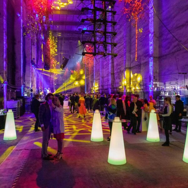 led mööbel, pukklauad, mööbli rent,