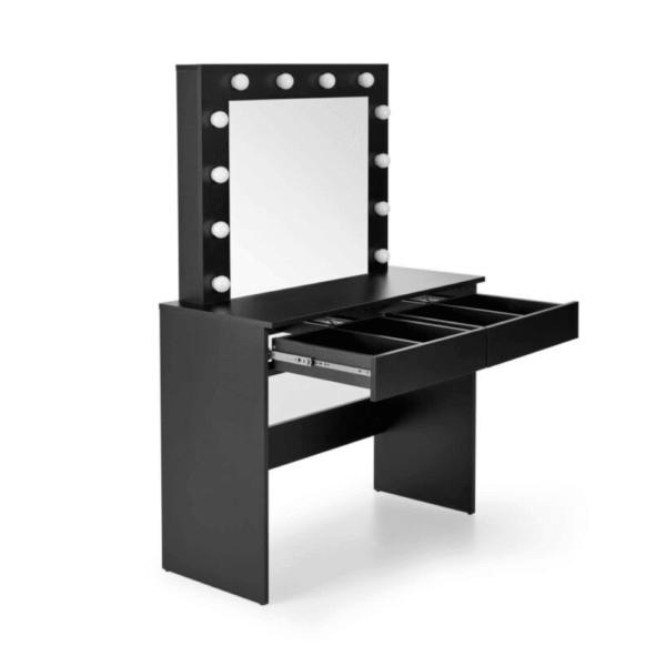 must meigilaud peegli ja valgustusega