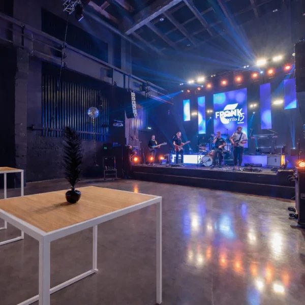 pukklaud kubo tamm, valge