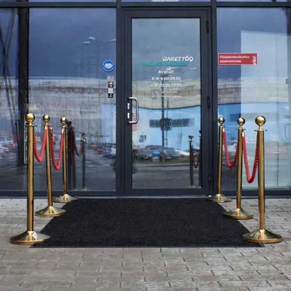 must porivaip sissekäigu vaip